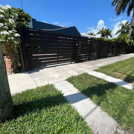 Cozy 1-Bedroom Rental In Miami Extérieur photo