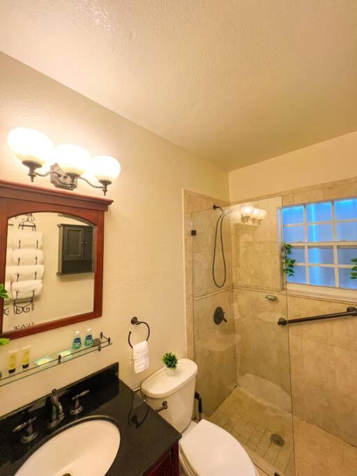 Cozy 1-Bedroom Rental In Miami Extérieur photo